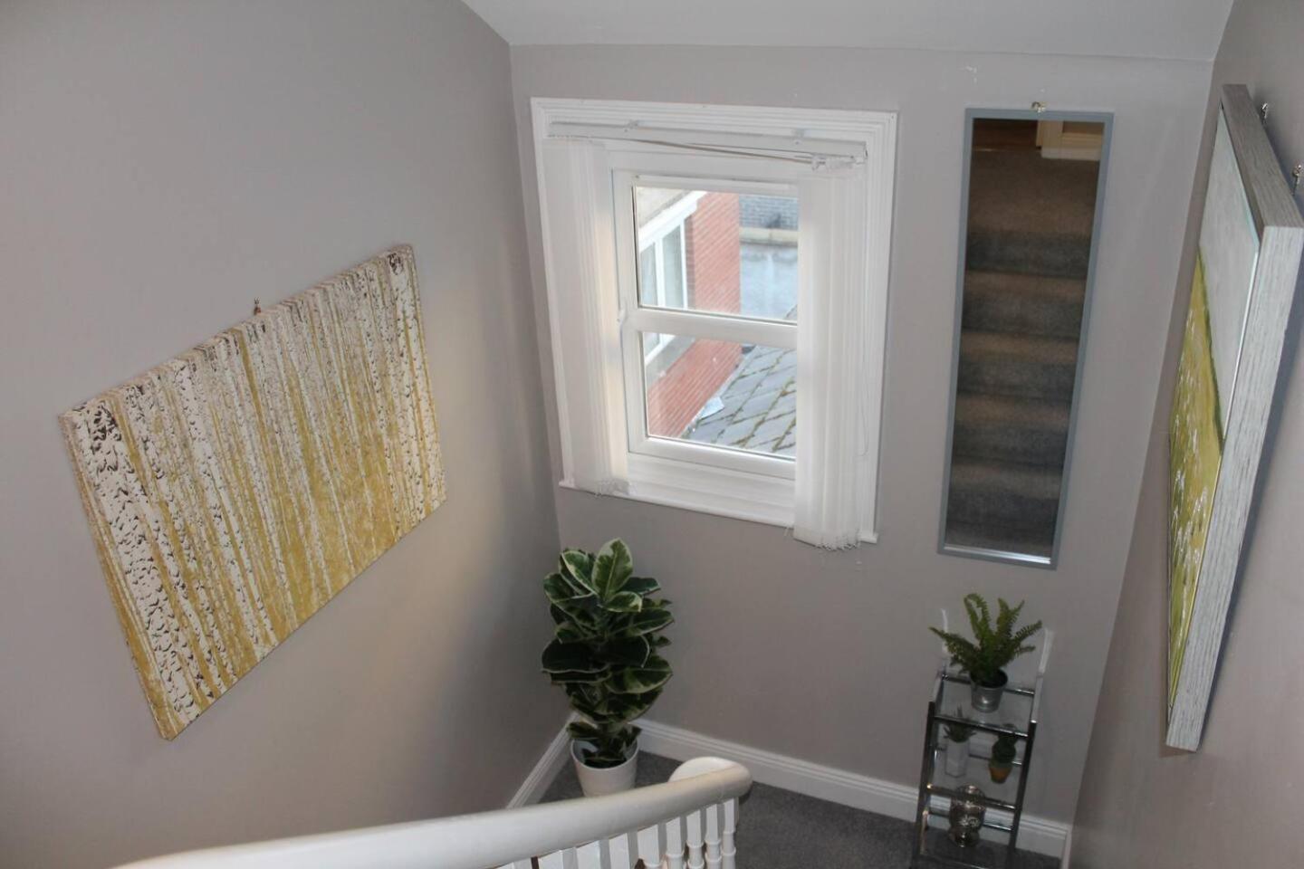4 Bed Boutique House Lisburn Road Belfast Exterior foto