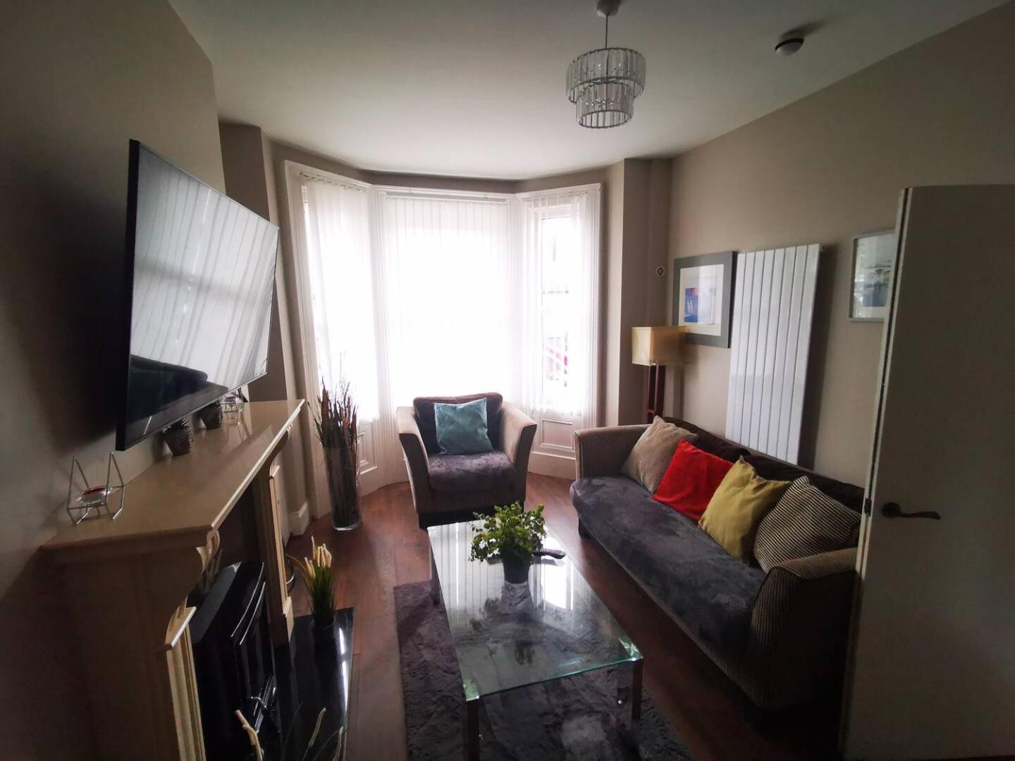 4 Bed Boutique House Lisburn Road Belfast Exterior foto